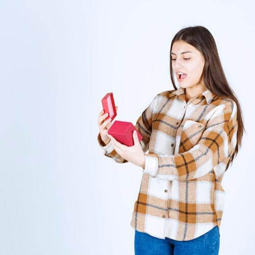 بهترین هدیه برای دوست دختر