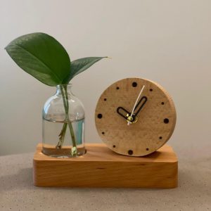 ساعت رومیزی چوبی