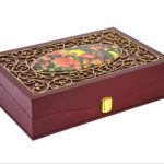 باکس هدیه شب یلدا مدل گلستان 